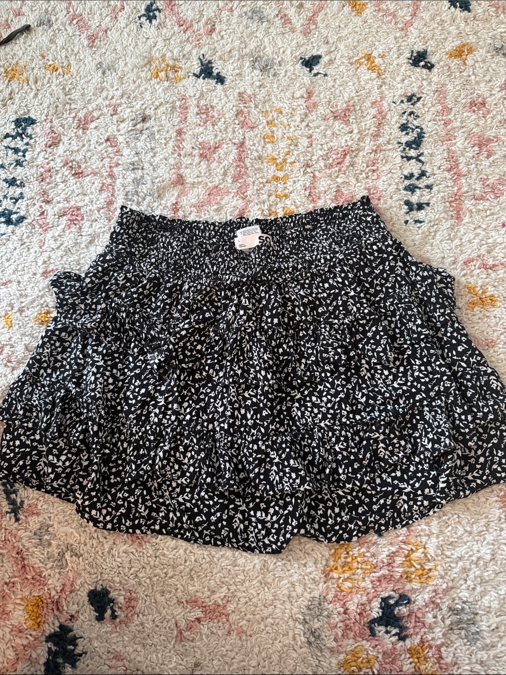 SO Black and White Ditsy Print Ruffle Skater Skort